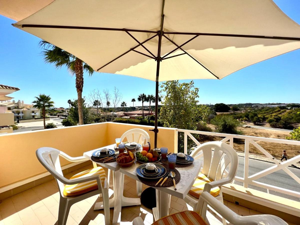 Albufeira Valley 1 With Pool By Homing Buitenkant foto